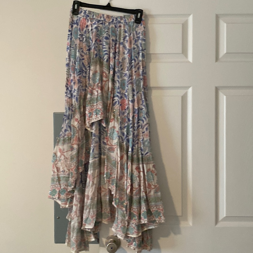 Miss June, beautiful boho set